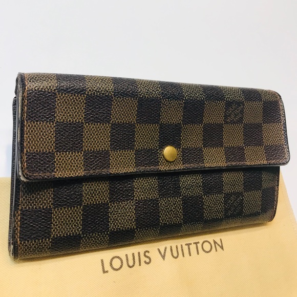 LOUIS VUITTON Damier Ebene Sarah Wallet